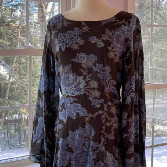 NWT Free People maxi dress with bell sleeves, size 8 - Picture 7 of 12
